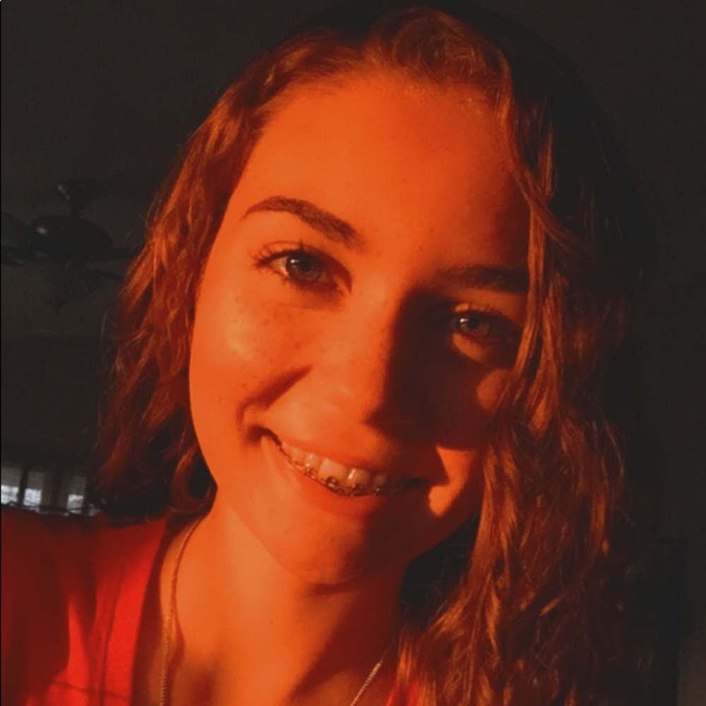 Meet your Posher, Delaney